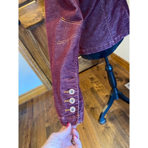 JeanStar Corduroy Jacket Sz Medium Burgundy Fitted Detailed Distressed  Stylish - Picture 6 of 12